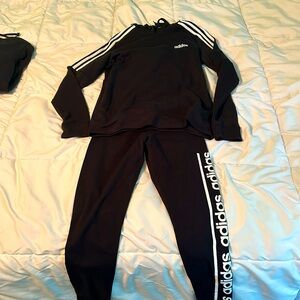 Adidas leggings and sweatshirt. In great used condition.